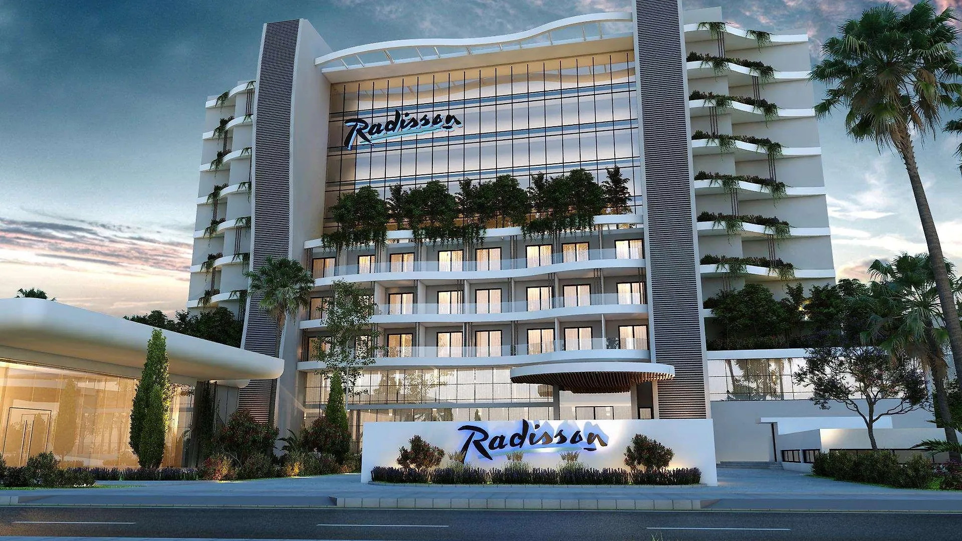 Radisson Beach Resort Larnaka 5*,