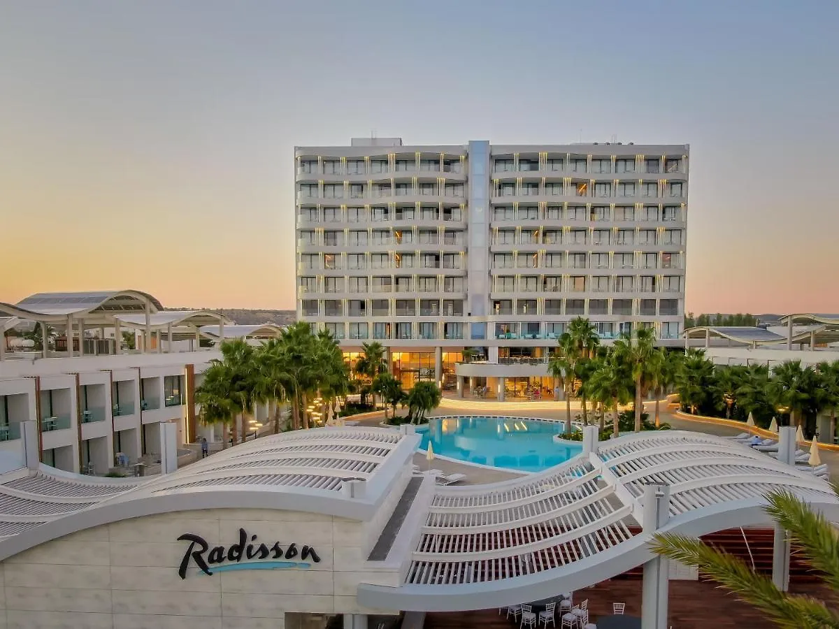 Radisson Beach Resort Λάρνακα