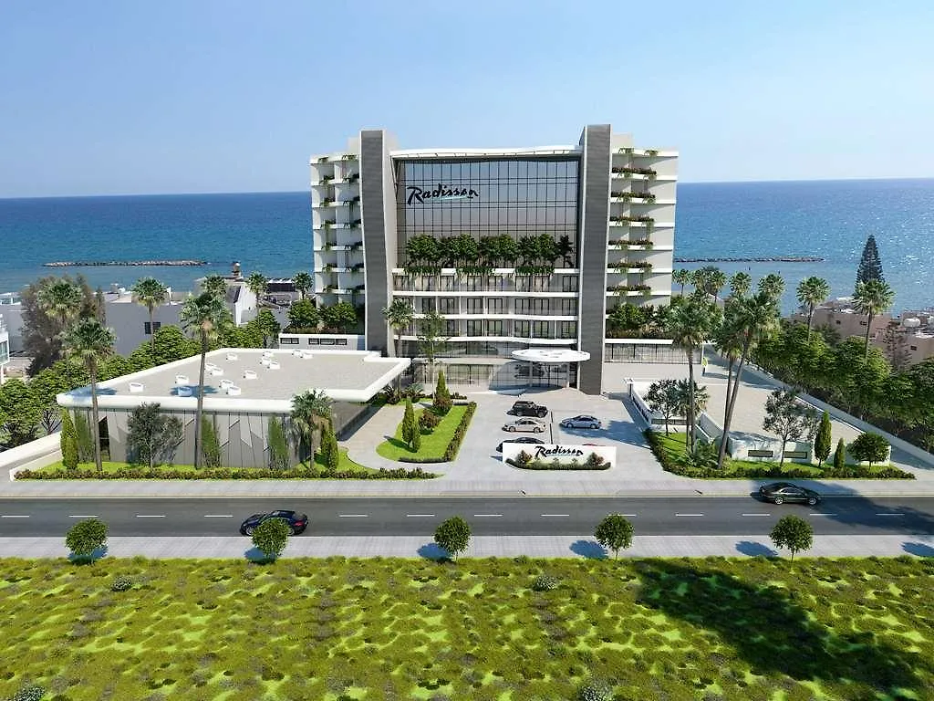 Radisson Beach Resort Larnaca Kypr