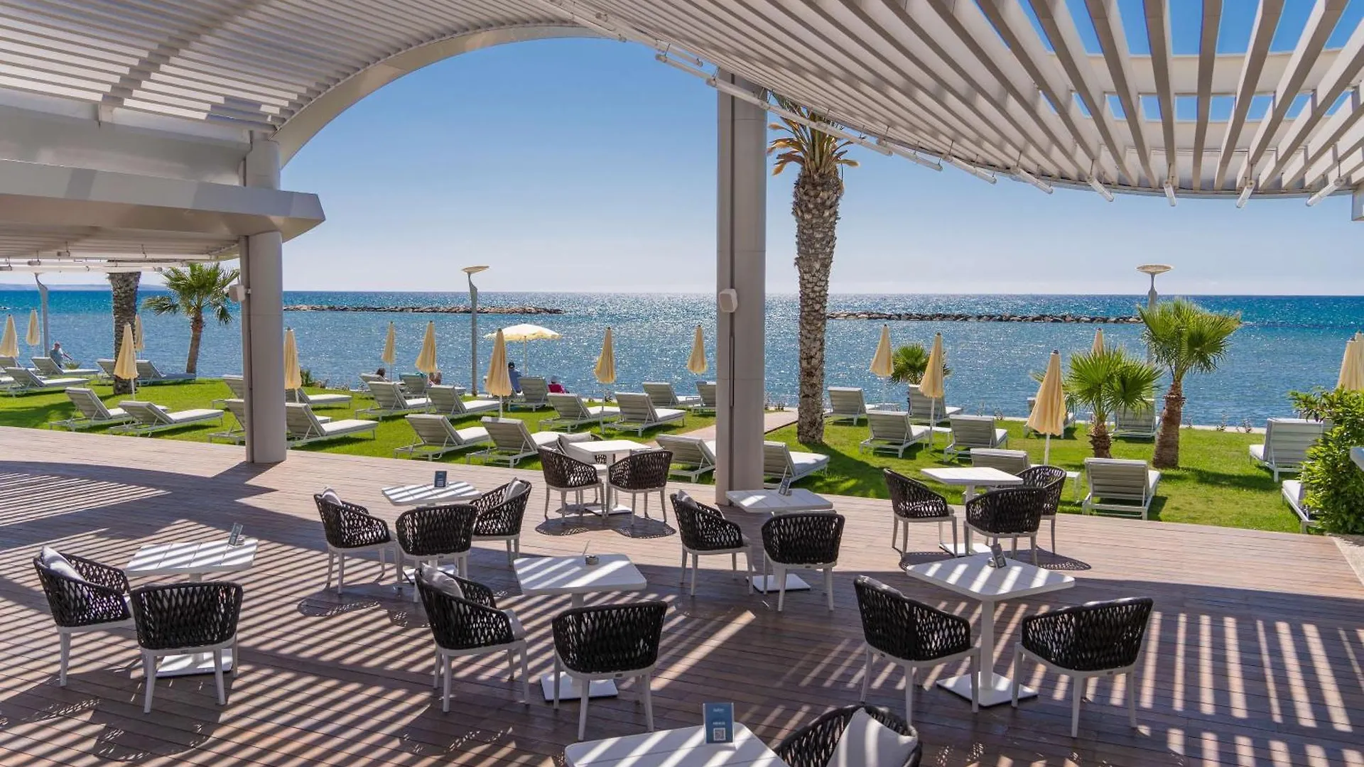 Radisson Beach Resort Larnaca