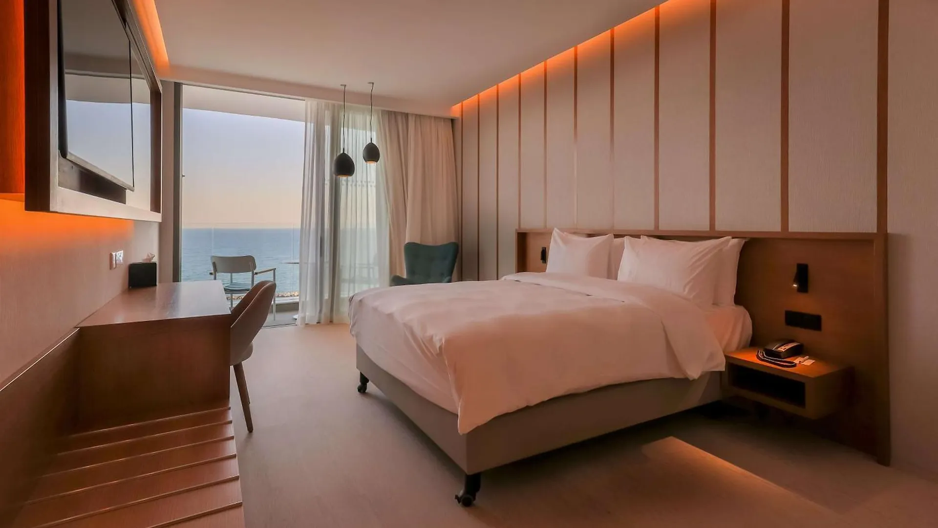 Radisson Beach Resort Larnaca