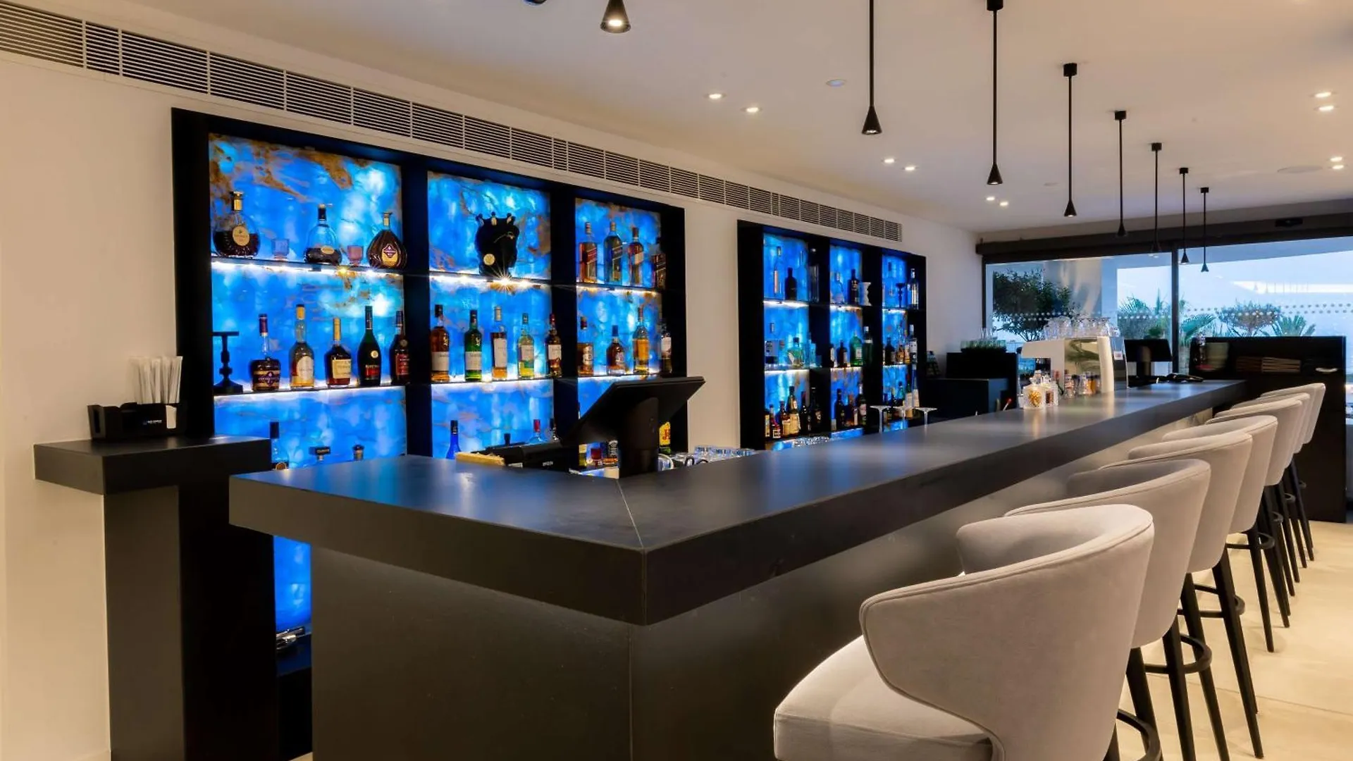 Radisson Beach Resort Larnaca