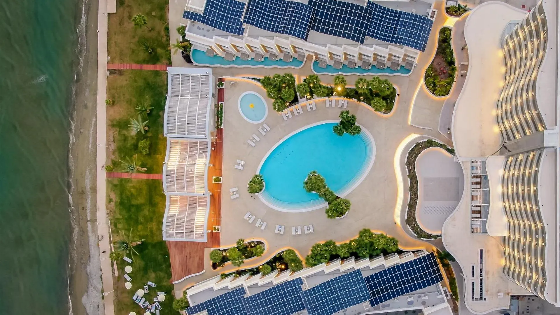 Radisson Beach Resort Larnaca