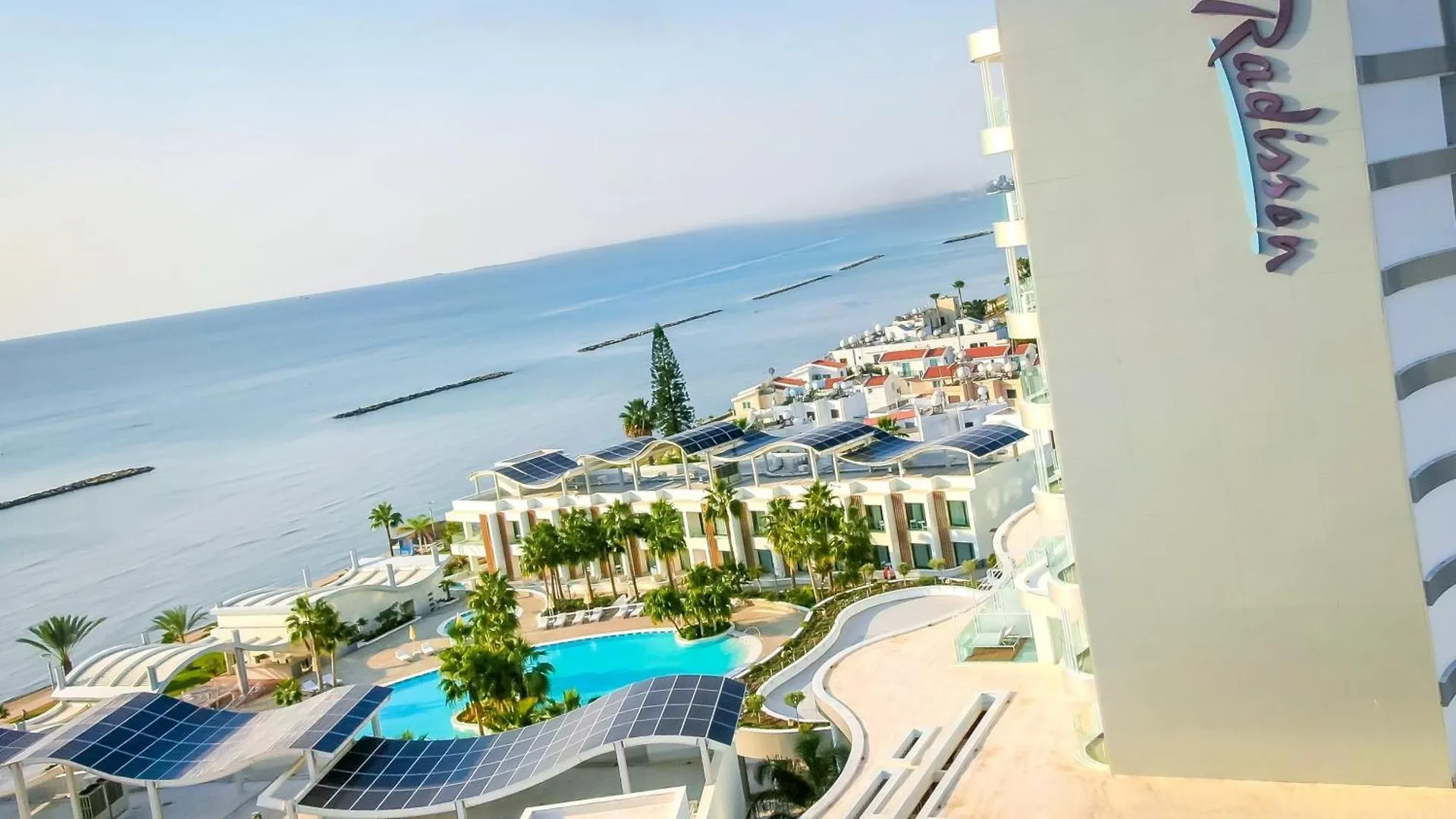 Radisson Beach Resort לרנקה קפריסין